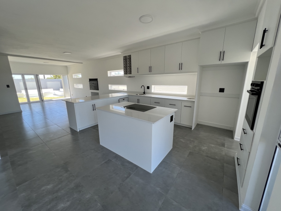 3 Bedroom Property for Sale in Aston Bay Eastern Cape